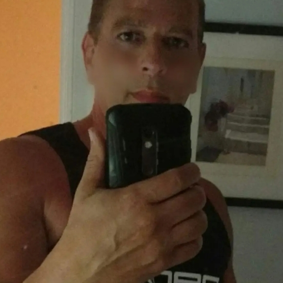 Meet your Posher, Rik - Picture 2 of 6